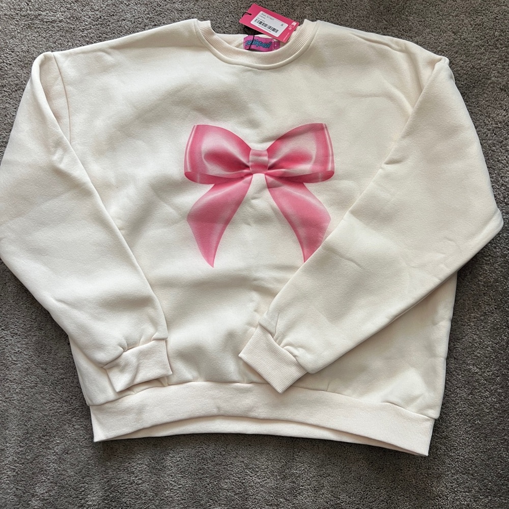 Edikted Cream Sweater with Pink Bow
